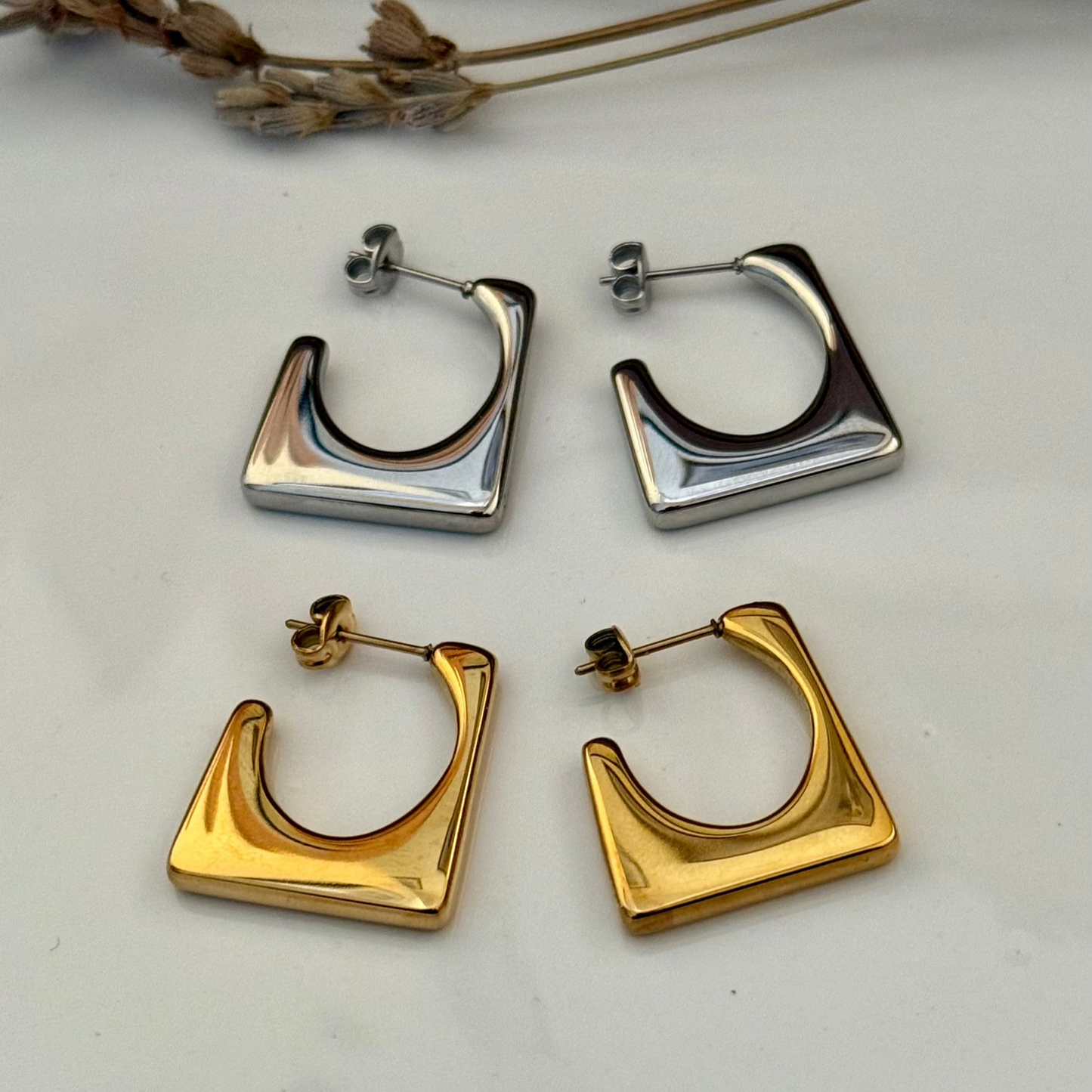Pendientes HELENA - SISARU.