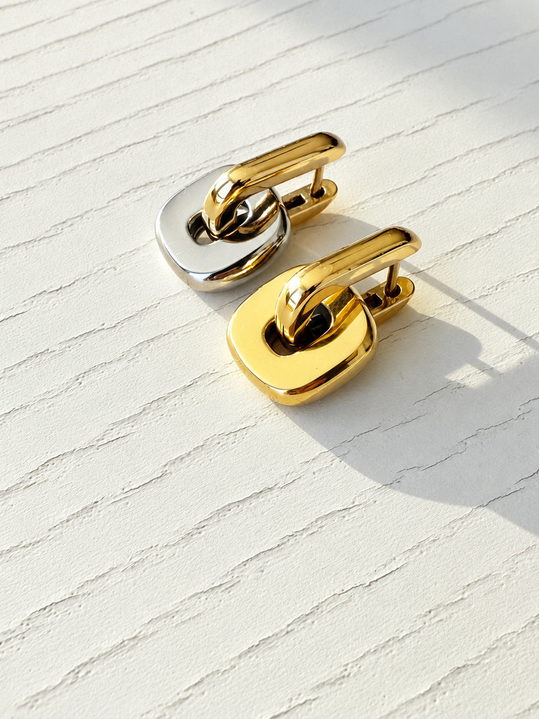 CLAUDIA earrings