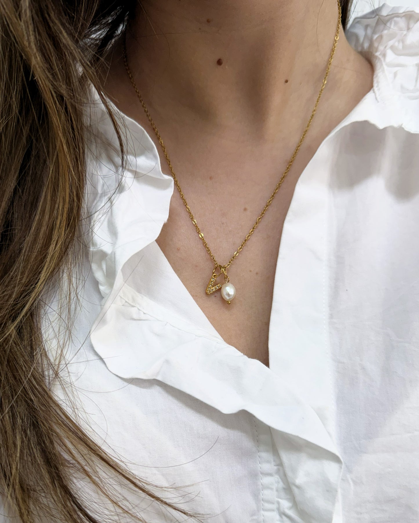 Cadena con charm LETRA INICIAL con CIRCONITAS