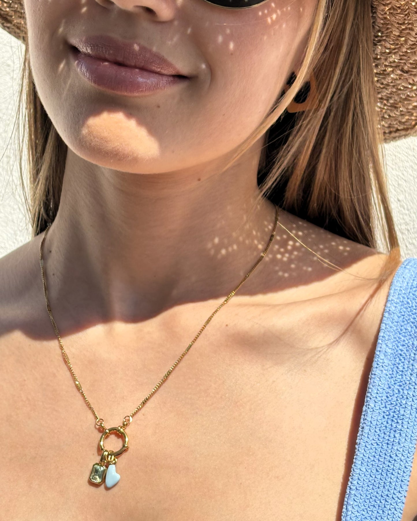 Cadena FLAT CURB con arito para charms