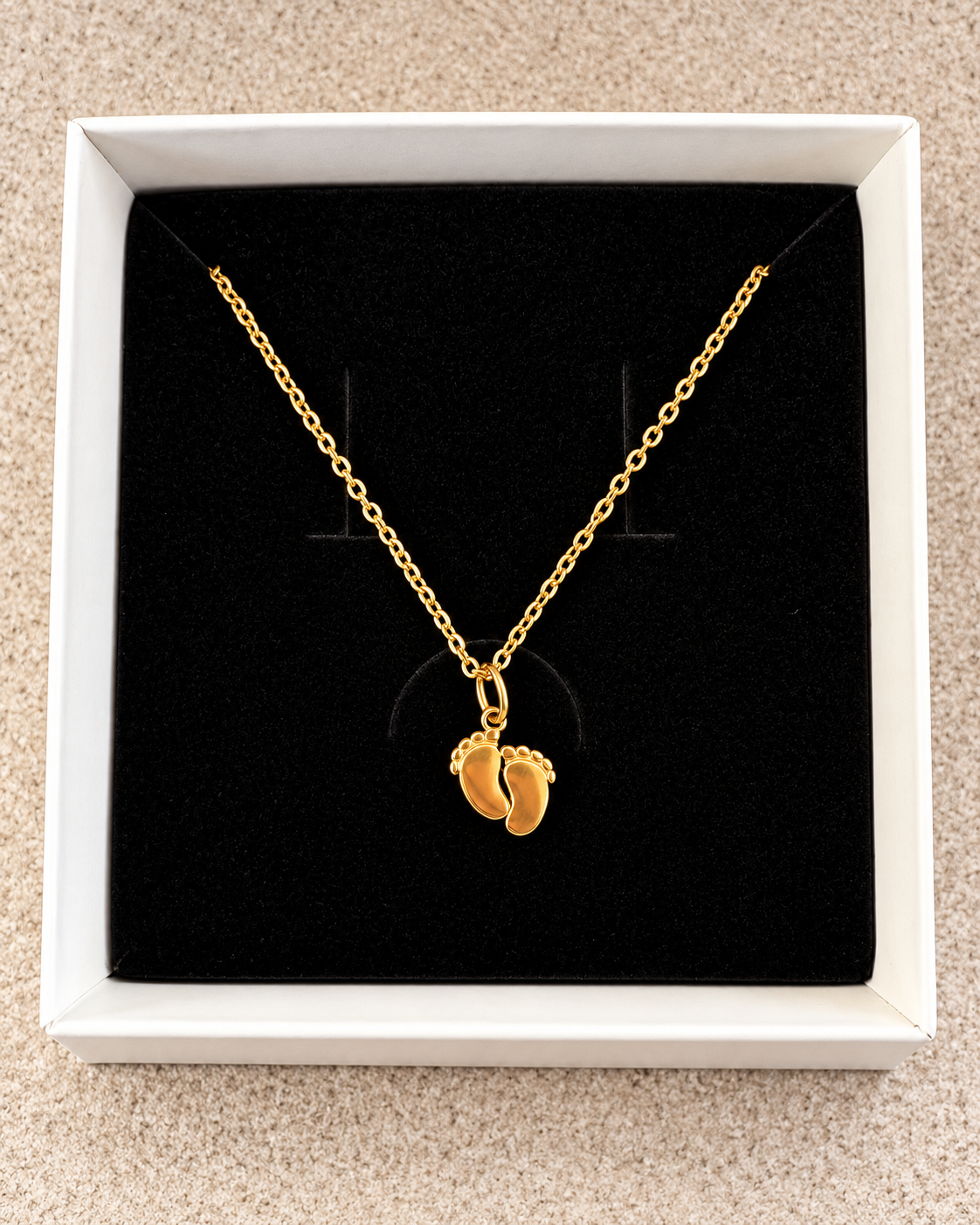 Chain with BABY FEET charm