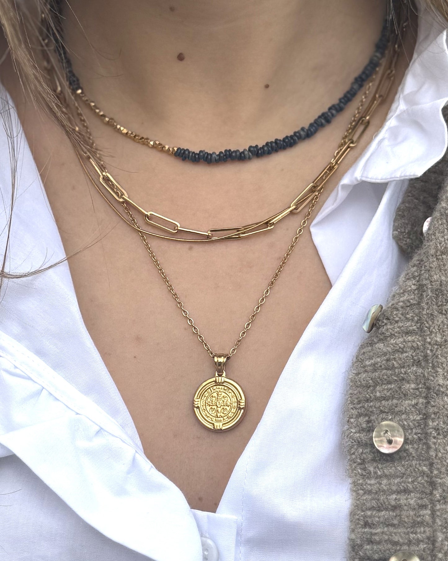 Charm moneda 03