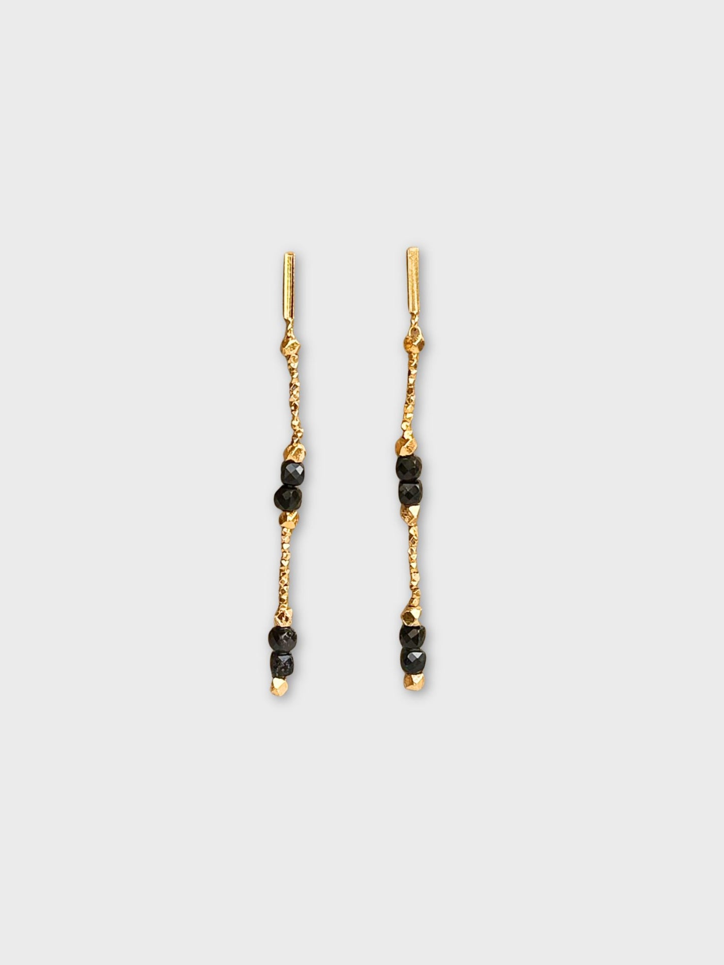 Pendientes NESSA negros