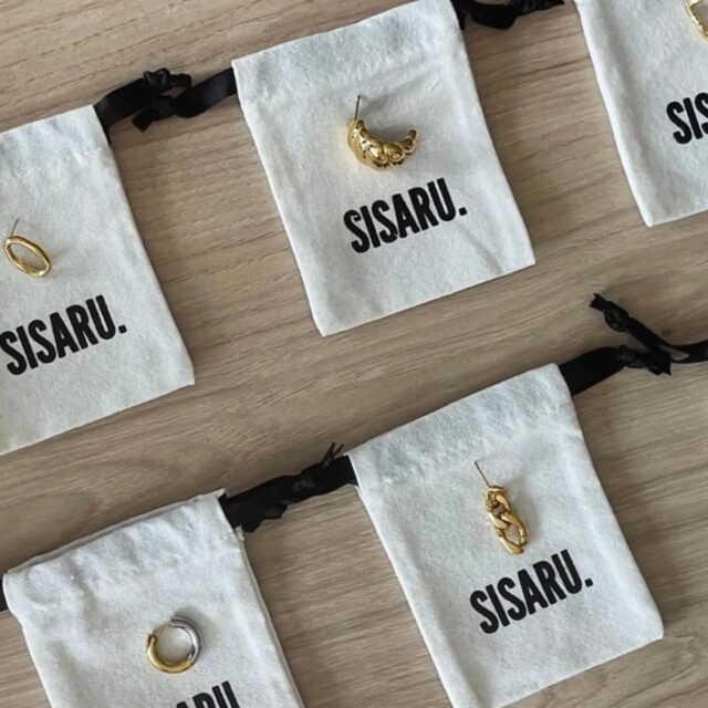 #sisaru. #waterproofjewellery #joyas #joyaswaterproof #joyaspersonalizadas #regalospersonalizados #pulseras #regalosnavidad #pendientes